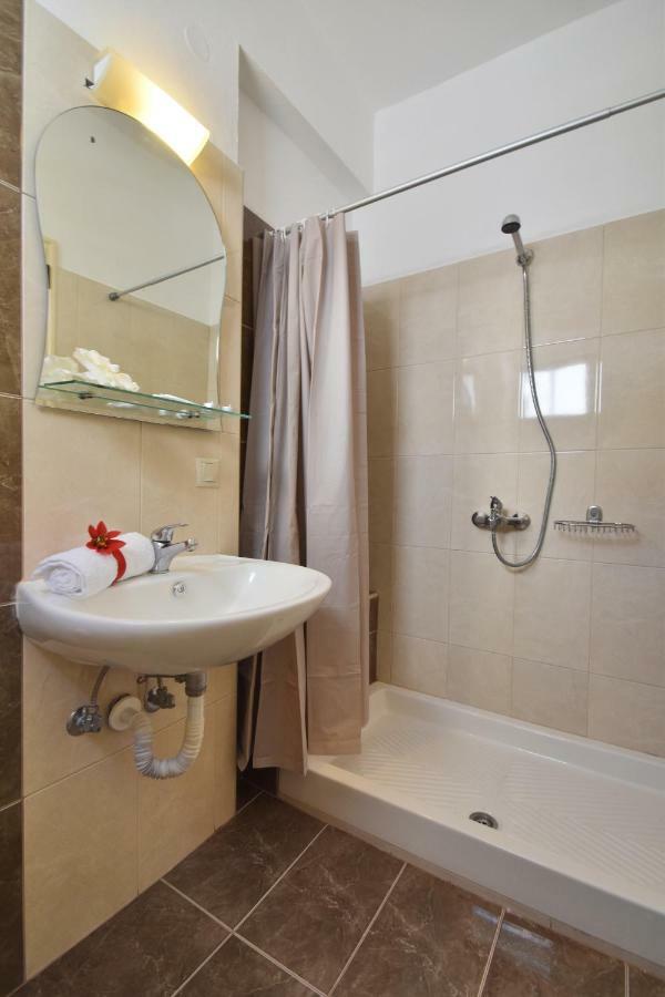 Aigli Rooms Leptokarya  Exterior foto